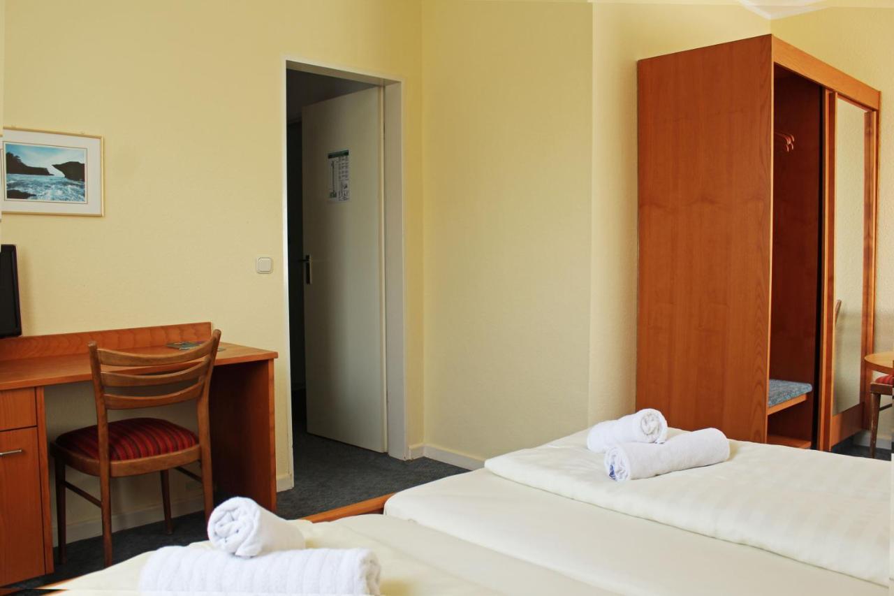 Autobahn Hotel Pfungstadt Ost ภายนอก รูปภาพ